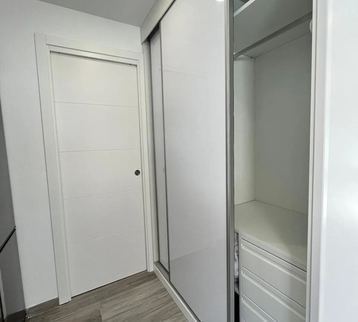 Beautiful Renovated Studio Castelldefels